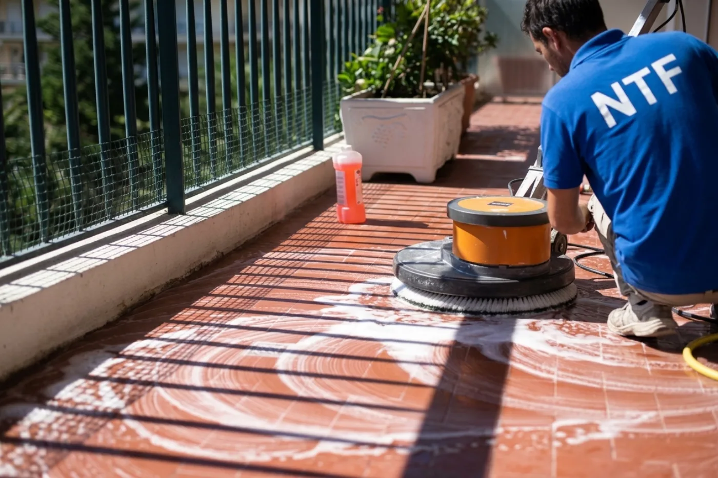 Pourquoi nettoyage de terrasse à Meaux